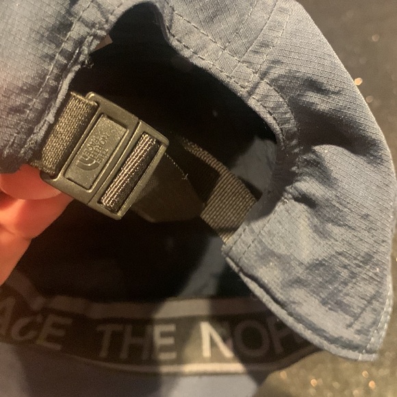 The North FaceHat - Picture 2 of 4